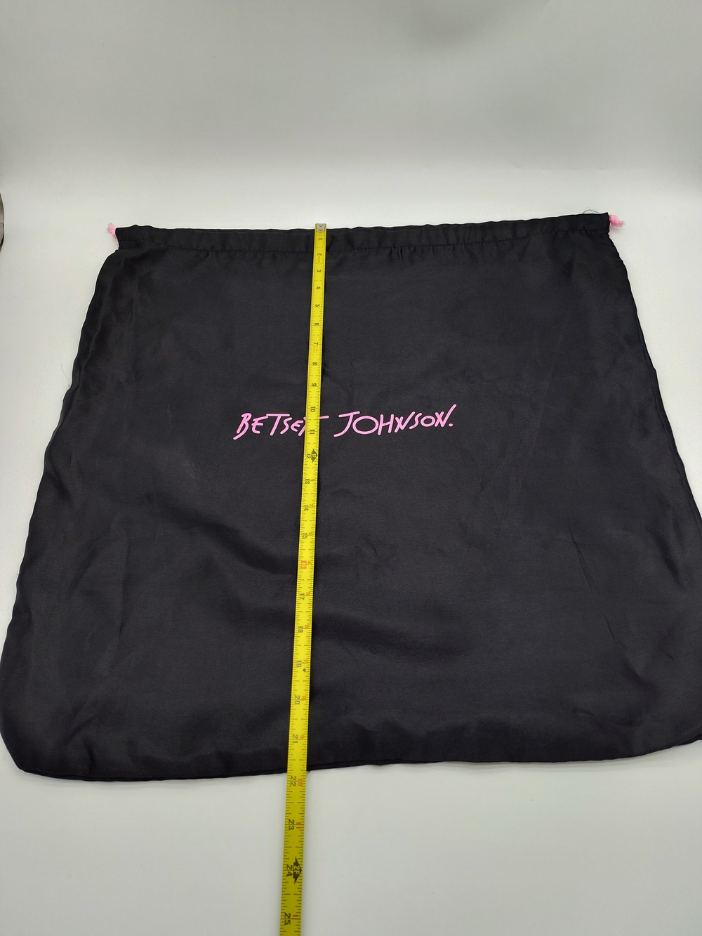 BETSEY JOHNSON Large Black Pink Logo Drawstring Dust Bag Storage Travel 22x21.5 - Picture 3 of 6